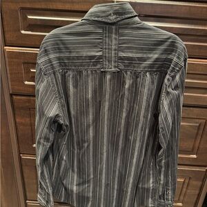 Men’s English laundry -M shirt